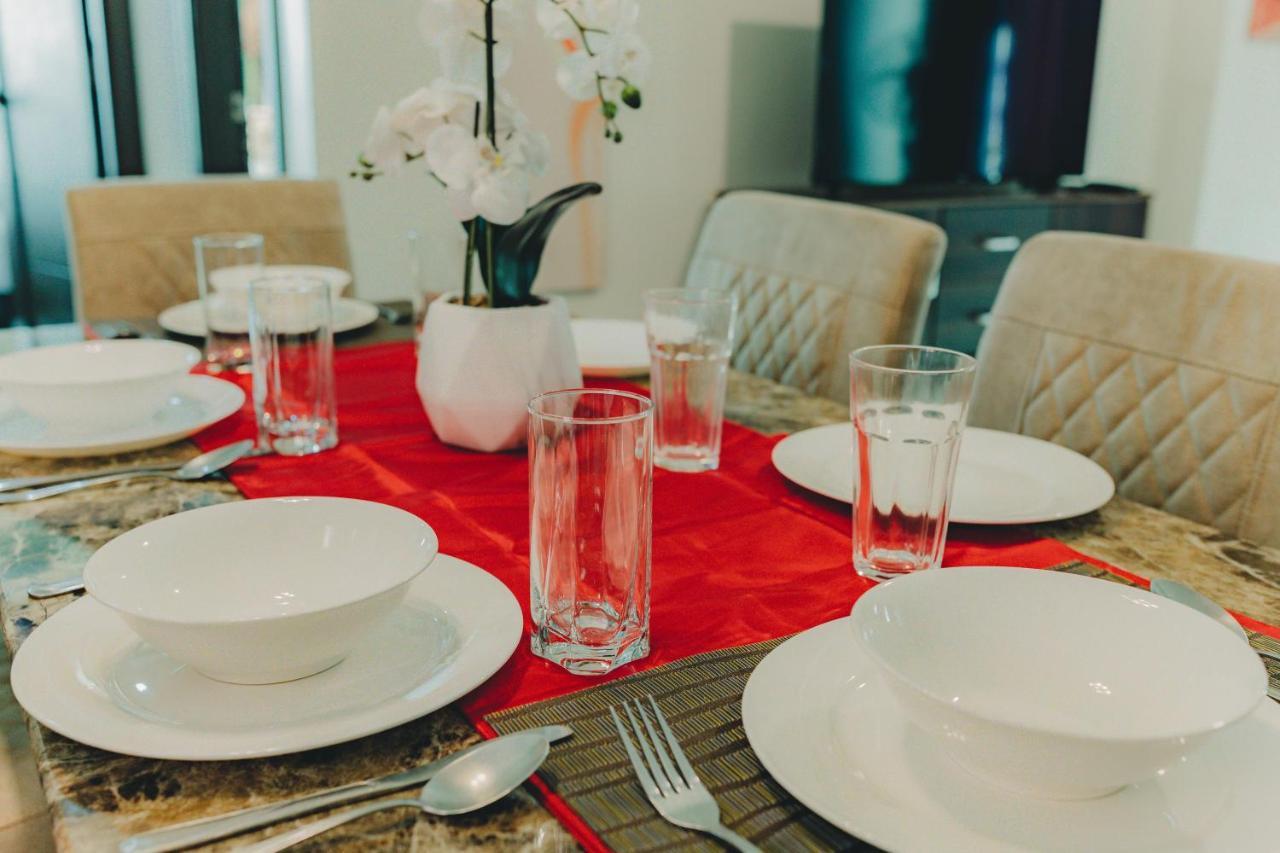 Ayala Mall 10Mins Walk Cebu City Apartment & Pool Екстериор снимка